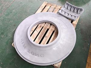 侧板与活络模具